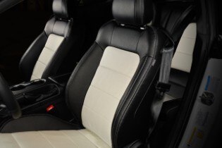 2022 Mustang Coupe Ice White Appearance Package